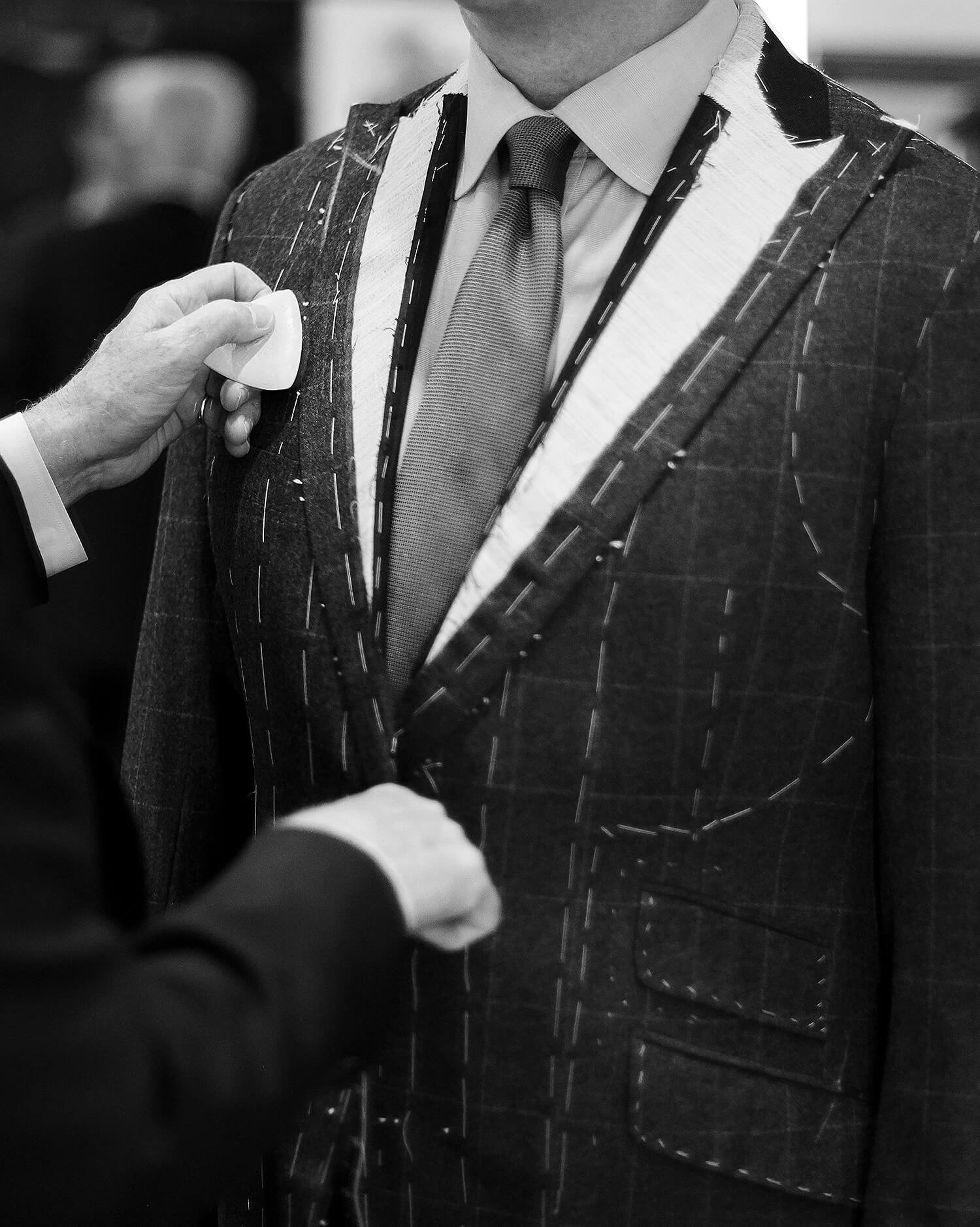 06_Savile_Row_HenryPoole_Craft_Bespoke_03