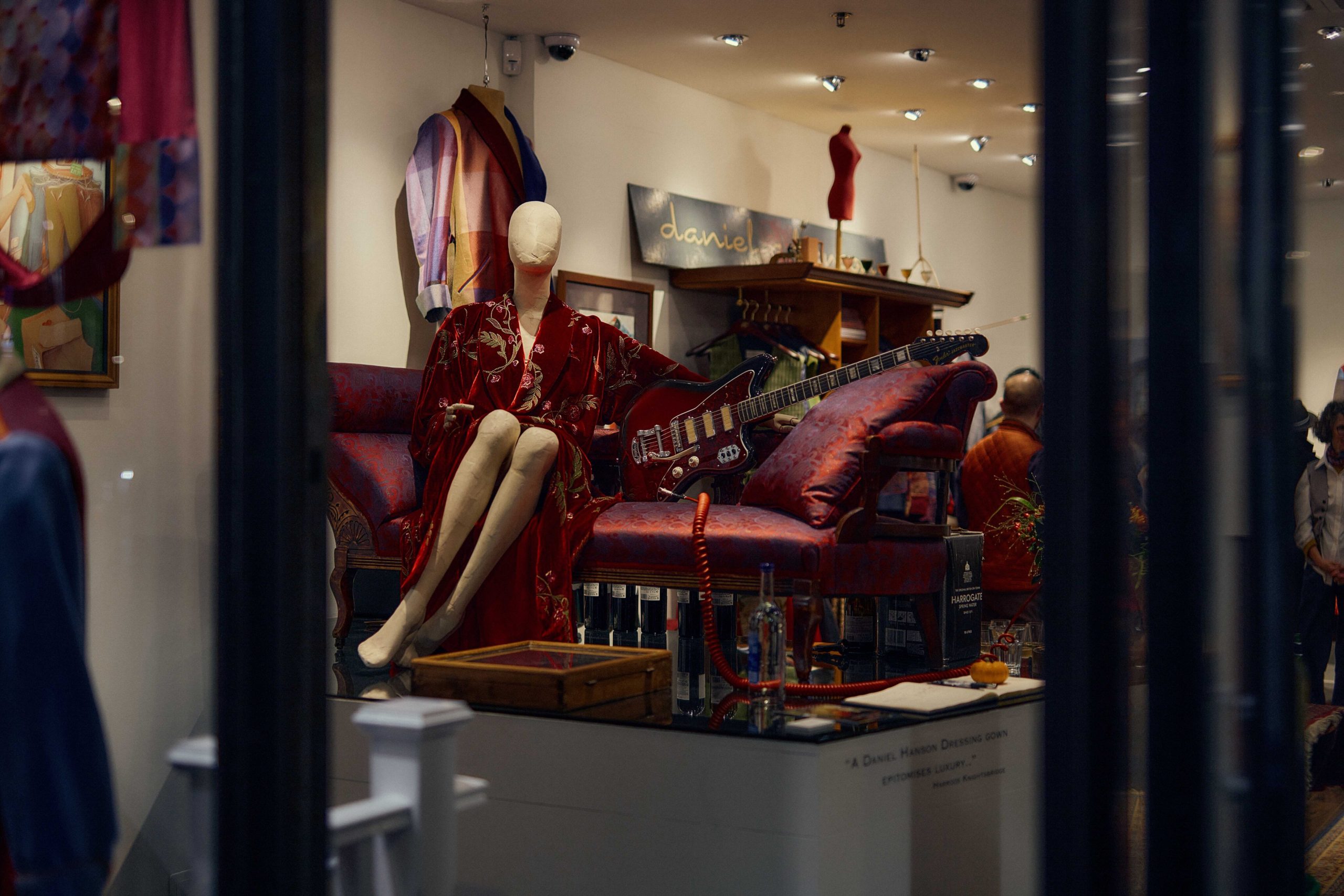 rsz_daniel-hanson–36-savile-row-open-evening-15